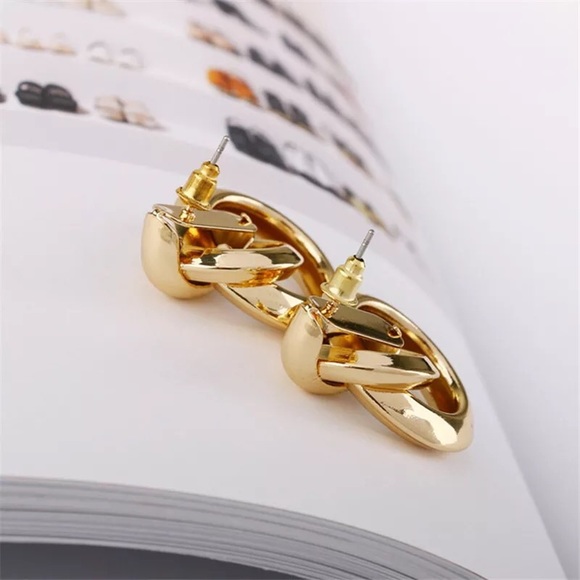 Knotted Twist Abstract Gold Minimalist Earrings - Picture 6 of 10